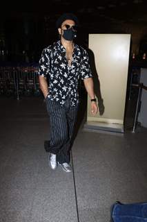 Ranveer Singh snapped at airport!