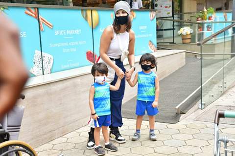 Sunny Leone spotted with kids at Food hall...