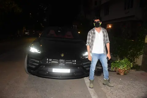 Kartik Aaryan can't stop admiring his new Lamborghini; gets snapped in Bandra