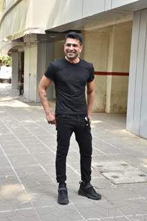 Television star Eijaz Khan snapped at a dubbing studio in Andheri