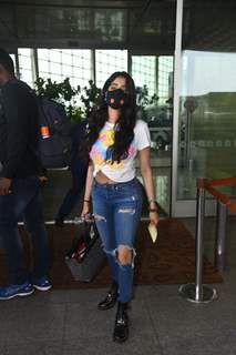 Janhvi Kapoor snapped at airport
