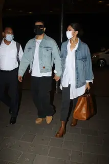 Ranveer Singh and Deepika Padukone leave for Bangalore as Janta curfew takes effect in Mumbai