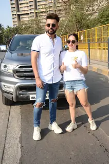 Jay Bhanushali and Mahhi Vij snapped at Versova, Andheri