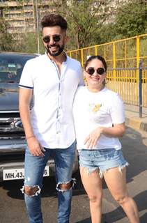 Jay Bhanushali and Mahhi Vij snapped at Versova, Andheri