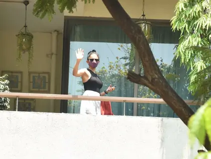 Rakul Preet Singh snapped at Juhu