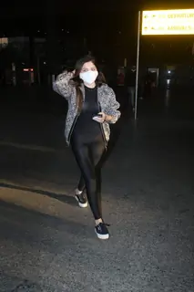 Kanika Kapoor snapped at Airport