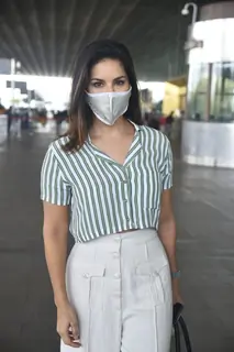 Sunny Leone snapped at airport