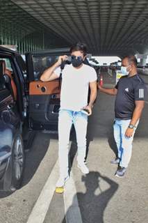 Ranbir Kapoor snapped at airport