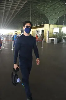 Tiger Shroff snapped departing for Maldives on Sunday