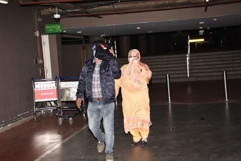 Hina Khan arrives at Mumbai airport