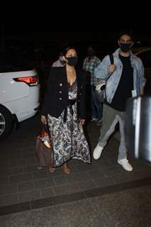 Gauri Khan and Aaryan Khan snapped at airport as they leave for New York