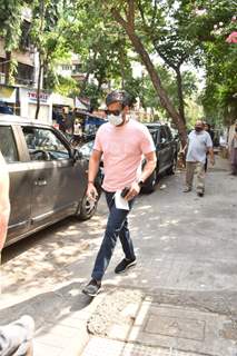 Ajay Devgn spotted at a clinic in Juhu