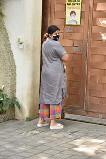 Shaheen Bhatt spotted in Juhu