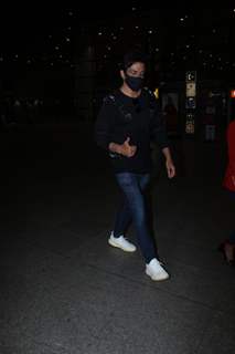 Sonu Sood spotted at Mumbai airport