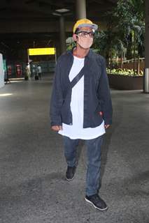 Sunil Grover snapped at Mumbai Airport