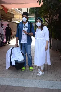 Mohit Malik and Addite Malik spotted with newborn baby in Santacruz