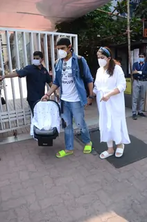 Mohit Malik and Addite Malik spotted with newborn baby in Santacruz