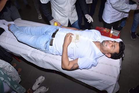 Sonu Nigam papped at a blood donation camp in Juhu