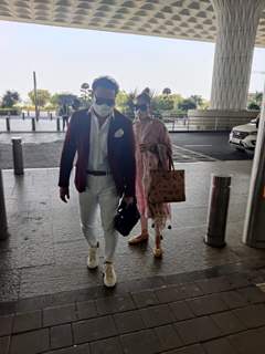 Govinda departs for Kolkata with his wife Sunita Ahuja 