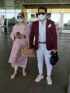 Govinda departs for Kolkata with his wife Sunita Ahuja 