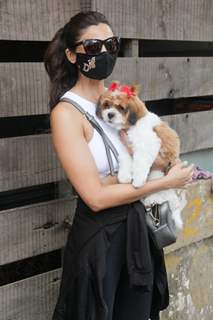Daisy Shah spotted at a pet shop in Bandra