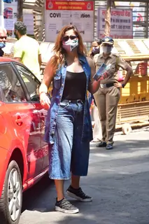 Arti Singh spotted at Dadar vacation centre