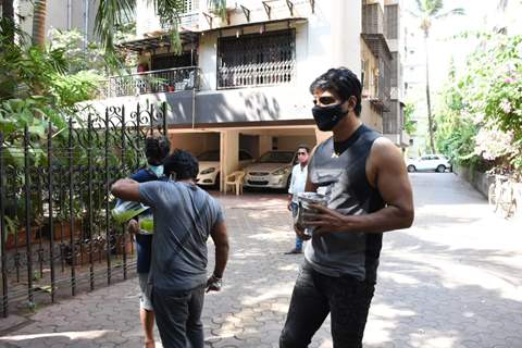 Sonu Sood snapped outside his residence