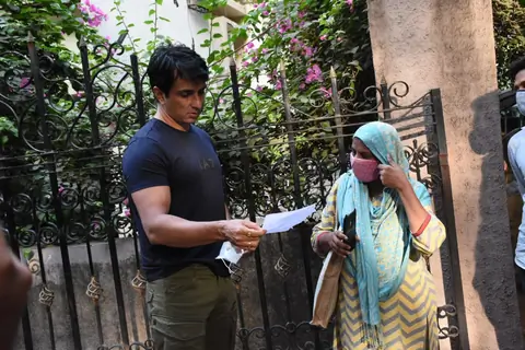 Sonu Sood spotted outside his building!