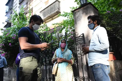 Sonu Sood spotted outside his building!