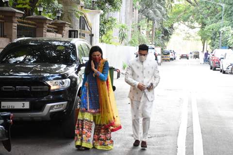 Gauahar Khan and Zaid Darbar spotted visiting her in-laws at Lokhandwala, Andheri