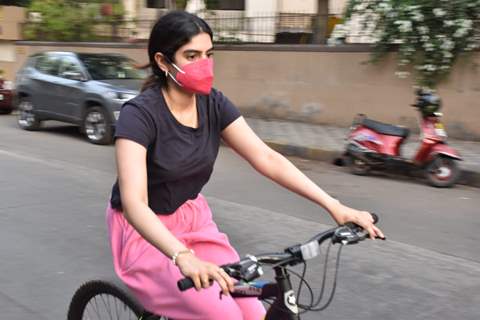 Khushi Kapoor snapped cycling in Lokhandwala, Andheri