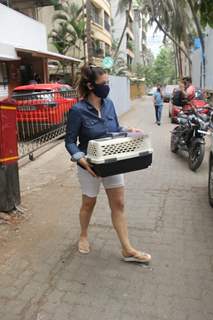 Raveena Tandon snapped at a pet clinic in Khar!