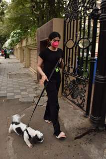 Khushi Kapoor snapped walking her pet in Lokhandwala, Andheri