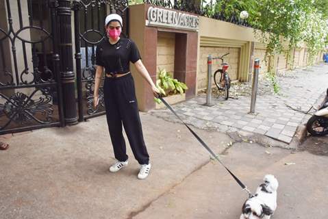 Khushi Kapoor snapped walking her dog this evening