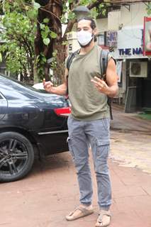 Dino Morea spotted in Bandra 