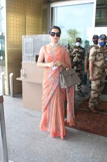 Kangana Ranaut leaves for Manali after recovering from Covid-19!