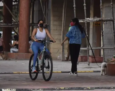 Janhvi Kapoor snapped in Lokhandwala, Andheri
