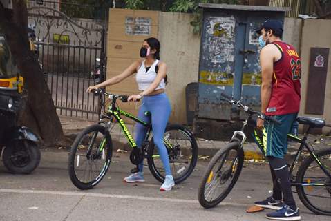 Janhvi Kapoor snapped in Lokhandwala, Andheri