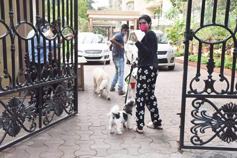 Khushi Kapoor snapped with her pet in Lokhandwala, Andheri