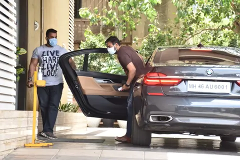 Ajay Devgn spotted at Juhu!