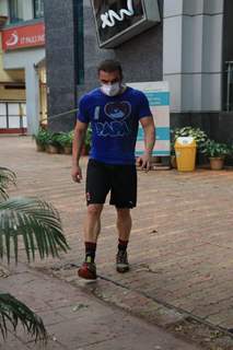 Sohail Khan snapped outside gym in Bandra