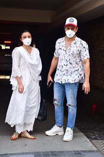 Soha Ali Khan and Kunal Kemmu spotted in Bandra 