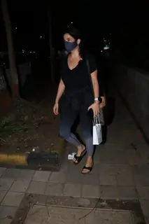 Maheep Kapoor snapped in Bandra