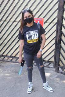 Krystle D'Souza spotted outside Mehboob studio in Bandra