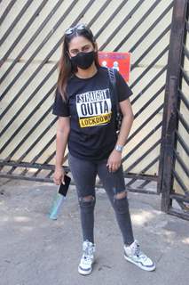 Krystle D'Souza spotted outside Mehboob studio in Bandra