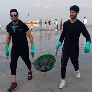 Maniesh Paul shares throwback pictures of beach clean up on 'World Environment Day'