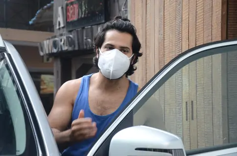 Varun Dhawan snapped outside his gym in Juhu