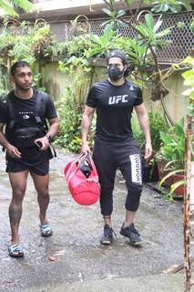 Varun Dhawan snapped at a gym in Bandra