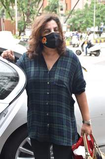 Farah Khan snapped at a salon in Juhu