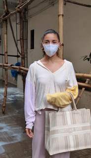 Alia Bhatt snapped at Dharma Productions office in Khar, Mumbai